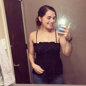 Meet your Posher, Tabitha